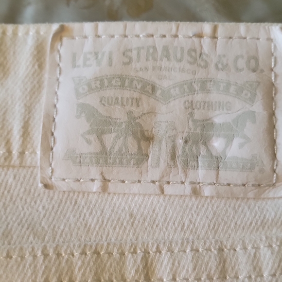 Levi's Women Skinny Jeans - White and Light Blue - Picture 6 of 10